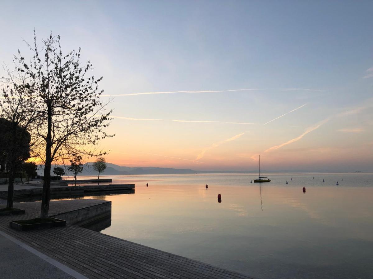 Chiare Ginestre Διαμέρισμα San Felice del Benaco Εξωτερικό φωτογραφία